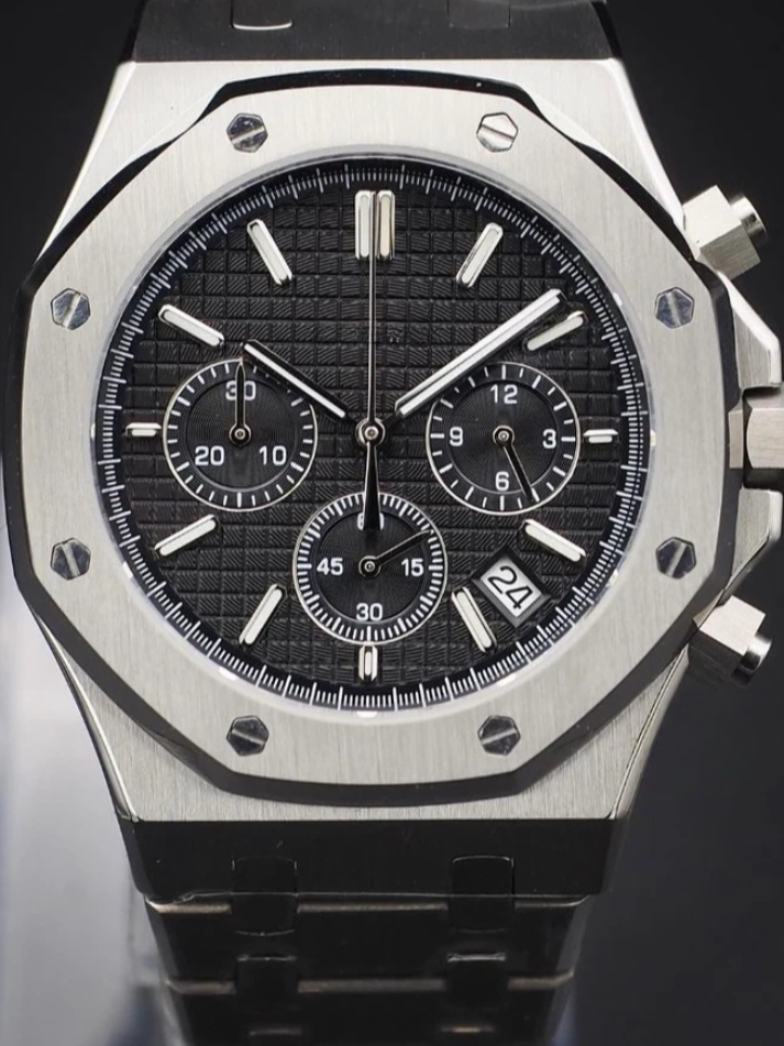 ROYAL SEIKOAK - BLACK CHRONOGRAPH