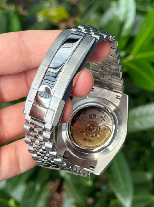 SEIKOJUST - CLASSIC BLACK