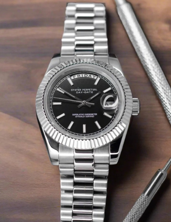 SEIKOJUST - DAYDATE BLACK