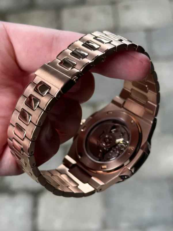 NAUTIKO - ROSE GOLD BROWN