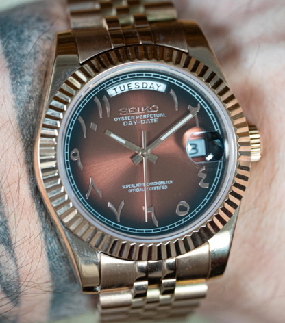 SEIKOJUST - DAYDATE ARABIC ROSE GOLD