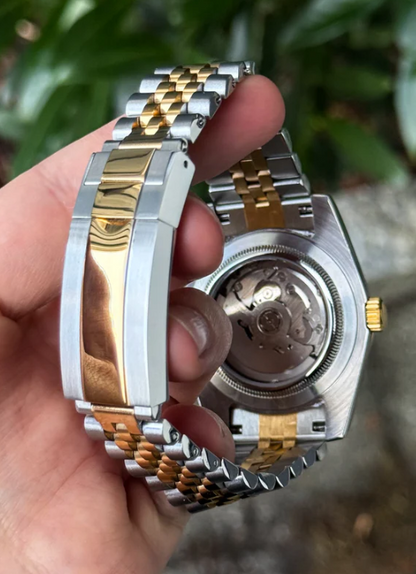 SEIKOJUST - SKY DWELLER TWO TONE BLACK DIAL