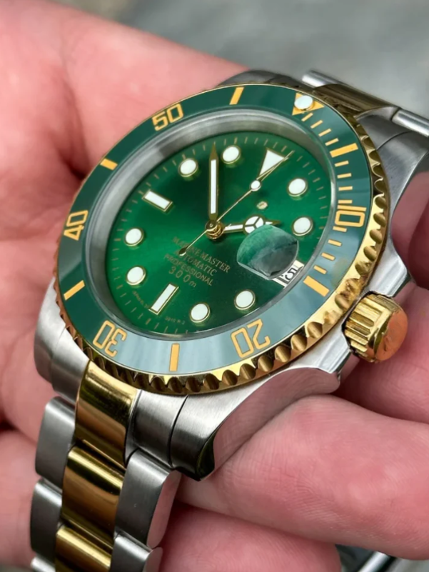 SEIKOMARINER - TWO TONE HULK