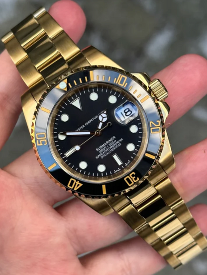 SEIKOMARINER - GOLD BLACK DIAL