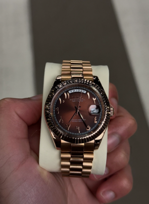 SEIKOJUST - DAYDATE ARABIC ROSE GOLD