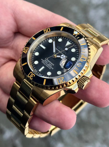 SEIKOMARINER - GOLD BLACK DIAL